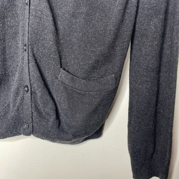 Gap Size S Charcoal Gray Cashmere Blend Embellished Rhinestone Brooch Cardigan - Picture 8 of 10